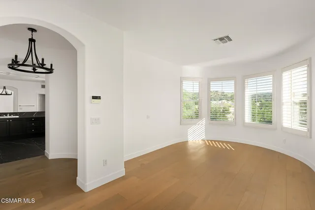 $2,290,000 | 912 Blackbourne Point, Oak Park, CA 91377