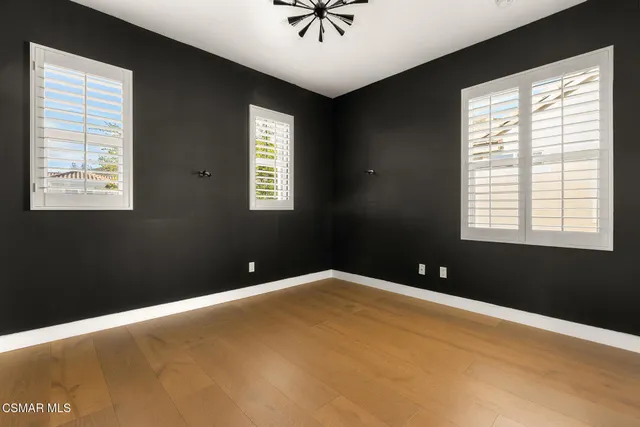 $2,290,000 | 912 Blackbourne Point, Oak Park, CA 91377