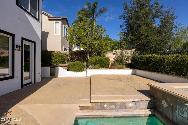 $2,250,000 | 912 Blackbourne Point, Oak Park, CA 91377