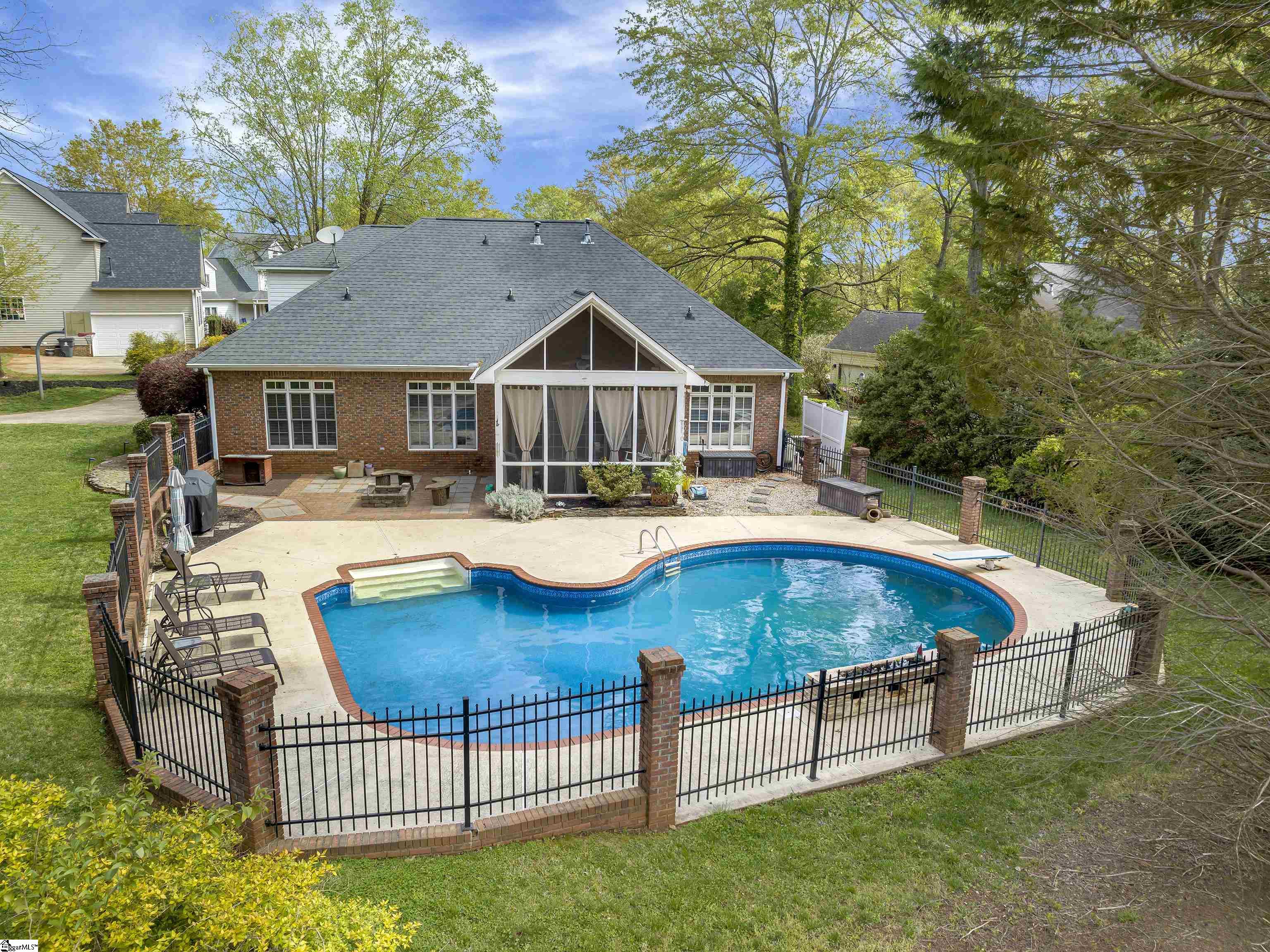 331 Stoddard Drive Lyman, SC 29365 - Photo 3 of 33 Gallery Image 3