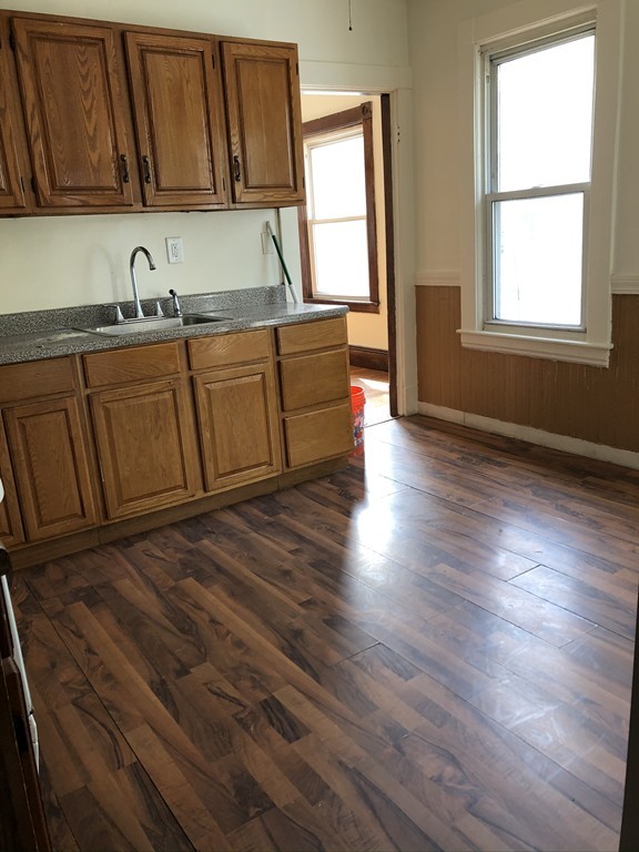 64-66 Scott Street Springfield, MA 01108 - Photo 8 of 24