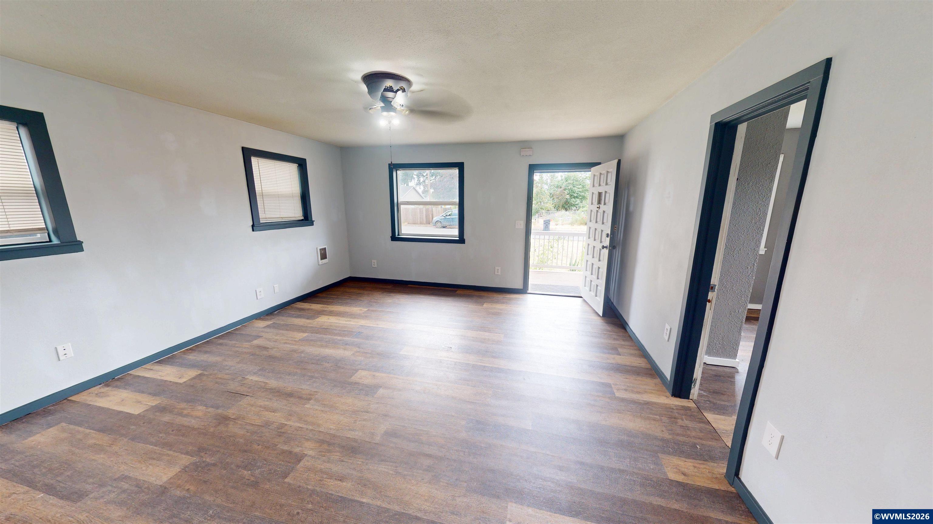 1551 Southwest Ellis Street Dallas, OR 97338 - Photo 3 of 21