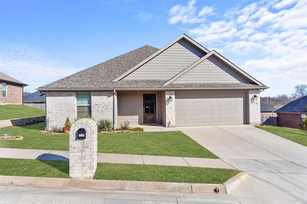 $315,000 | 1517 Timbercreek Drive, Howe, TX 75459