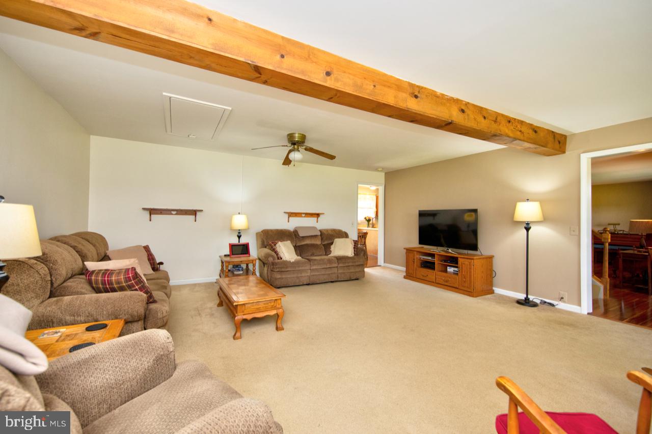 1427 Heaps Road Whiteford, MD 21160 - Photo 14 of 27 Living Room