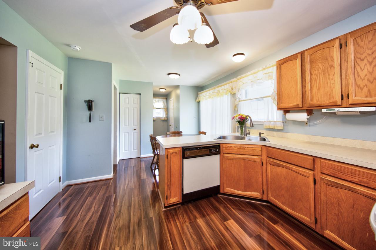 1427 Heaps Road Whiteford, MD 21160 - Photo 8 of 27 Kitchen