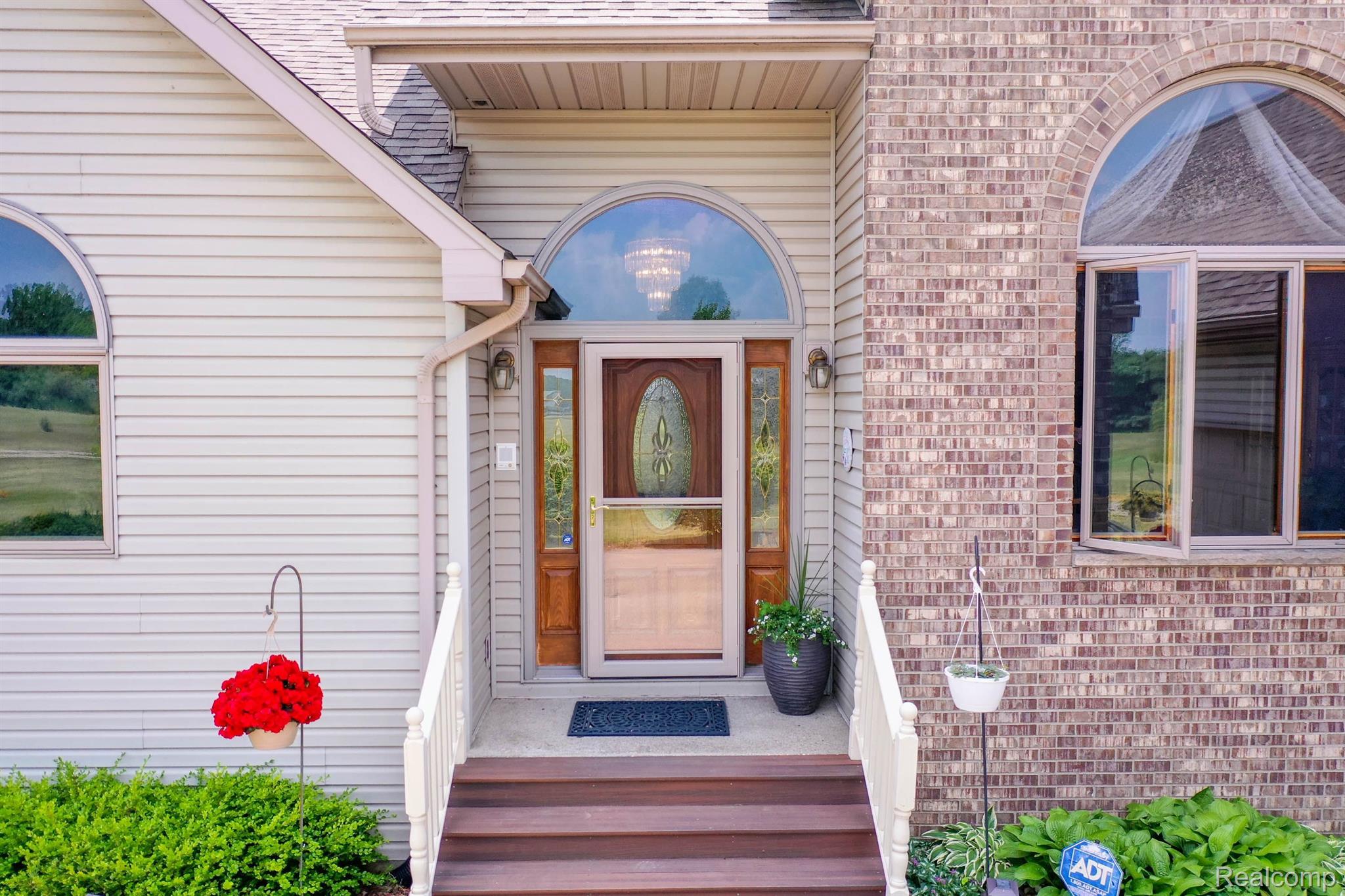 5215 Cook Road Swartz Creek, MI 48473 - Photo 8 of 52 Gallery Image 8