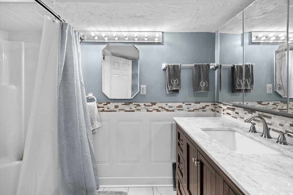 138 Kotlik Street Stoughton, MA 02072 - Photo 26 of 39