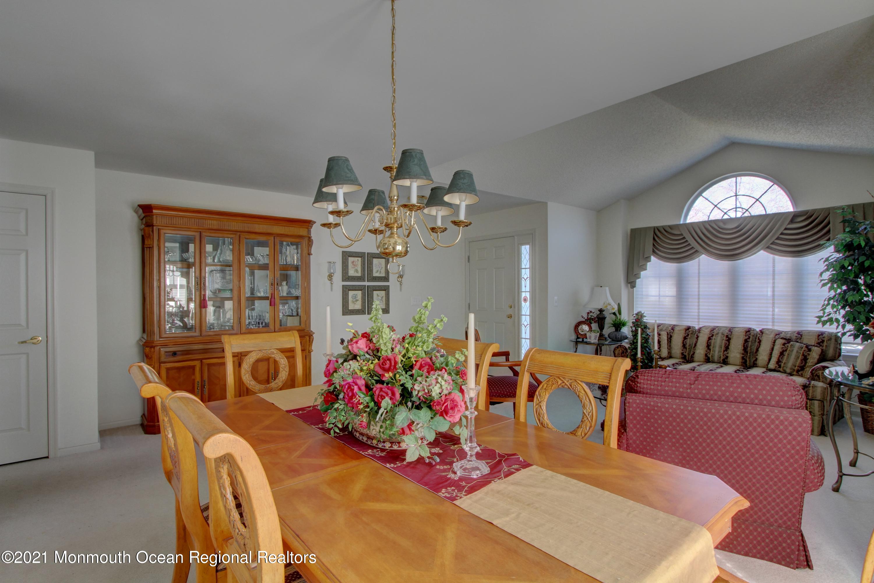10 Rye Court Jackson, NJ 08527 - Photo 8 of 43 2nd View Dining Room