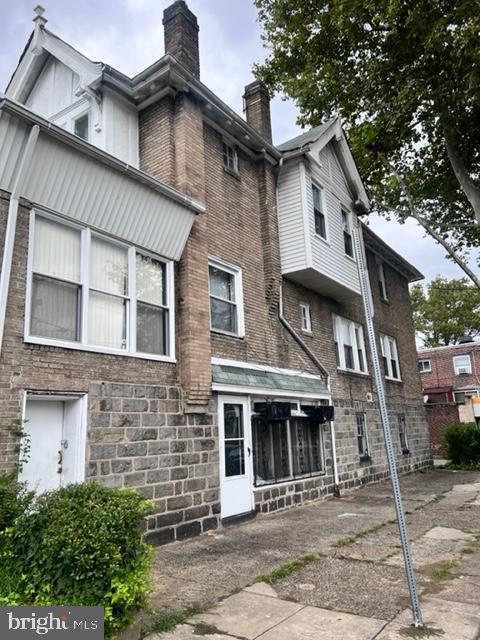 5901 Nassau Road Philadelphia, PA 19151 - Photo 3 of 7 Gallery Image 3