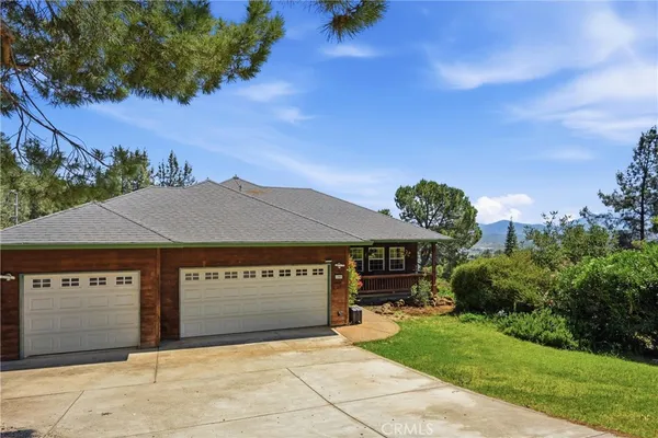$359,900 | 17860 Deer Hill Road, Hidden Valley Lake, CA 95467