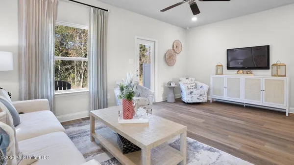 $239,900 | 135 Harper Grove Circle, Ocean Springs, MS 39564