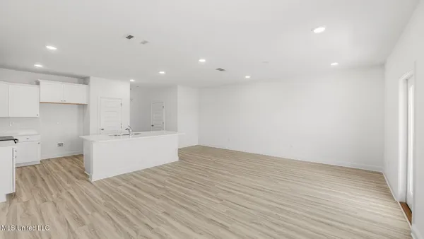 $239,900 | 135 Harper Grove Circle, Ocean Springs, MS 39564