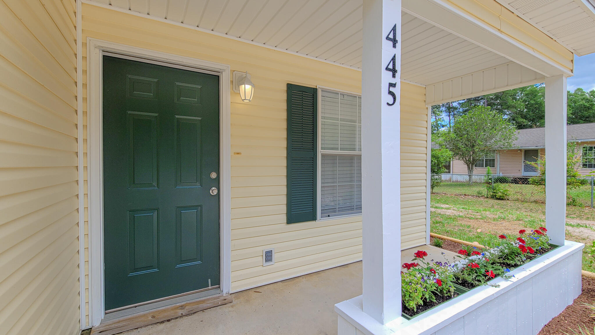 445 Vanderheide Road DeFuniak Springs, FL 32433 - Photo 4 of 29 Front