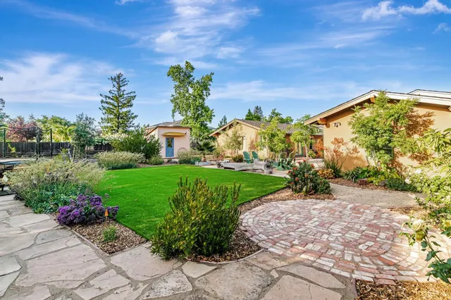 $5,750,000 | 15393 Vía Caballero, Monte Sereno, CA 95030