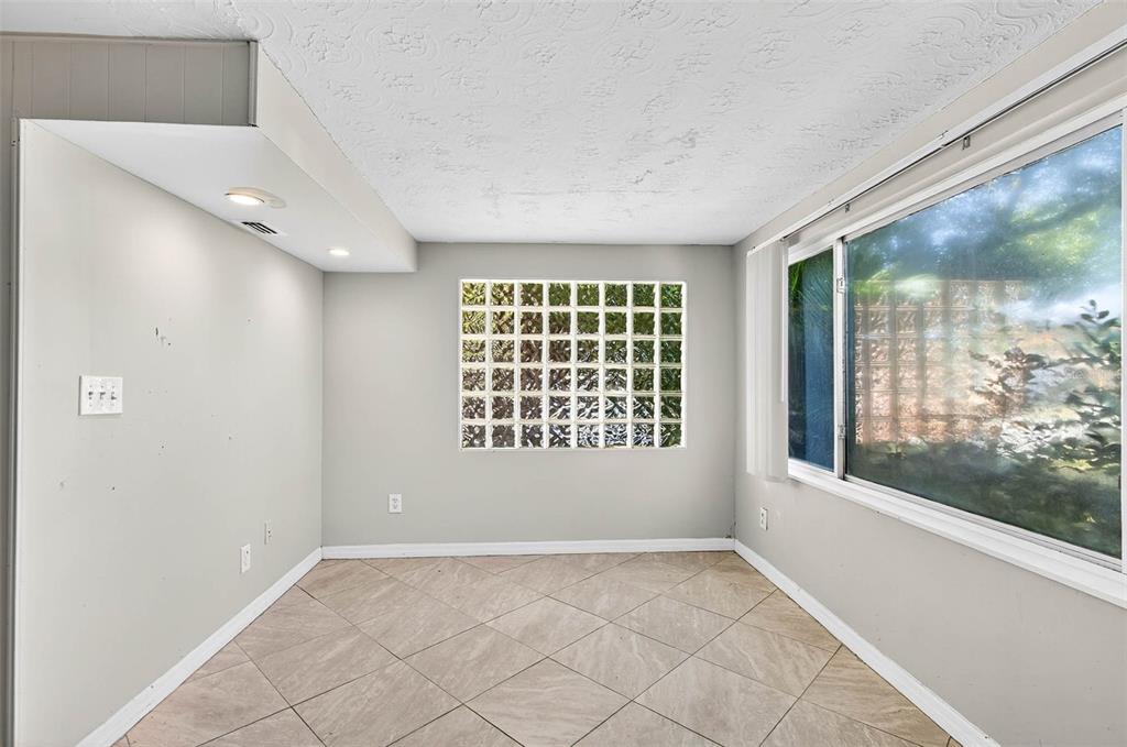 4752 Daphne Street New Port Richey, FL 34652 - Photo 13 of 18 Gallery Image 13