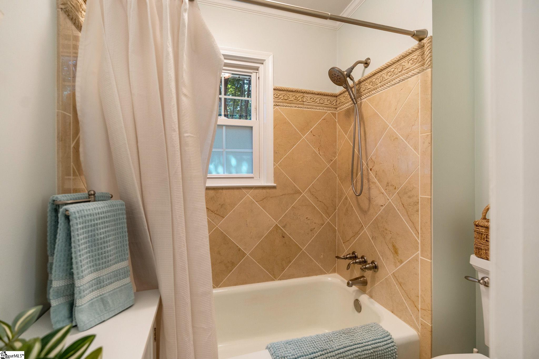 204 Wallingford Road Greenville, SC 29609 - Photo 23 of 48 Gallery Image 23