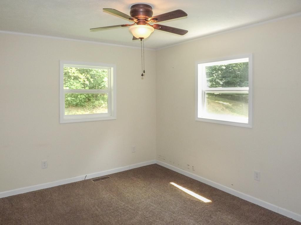 122 Donald Broyles Road Chuckey, TN 37641 - Photo 11 of 30 3 Bedrooms