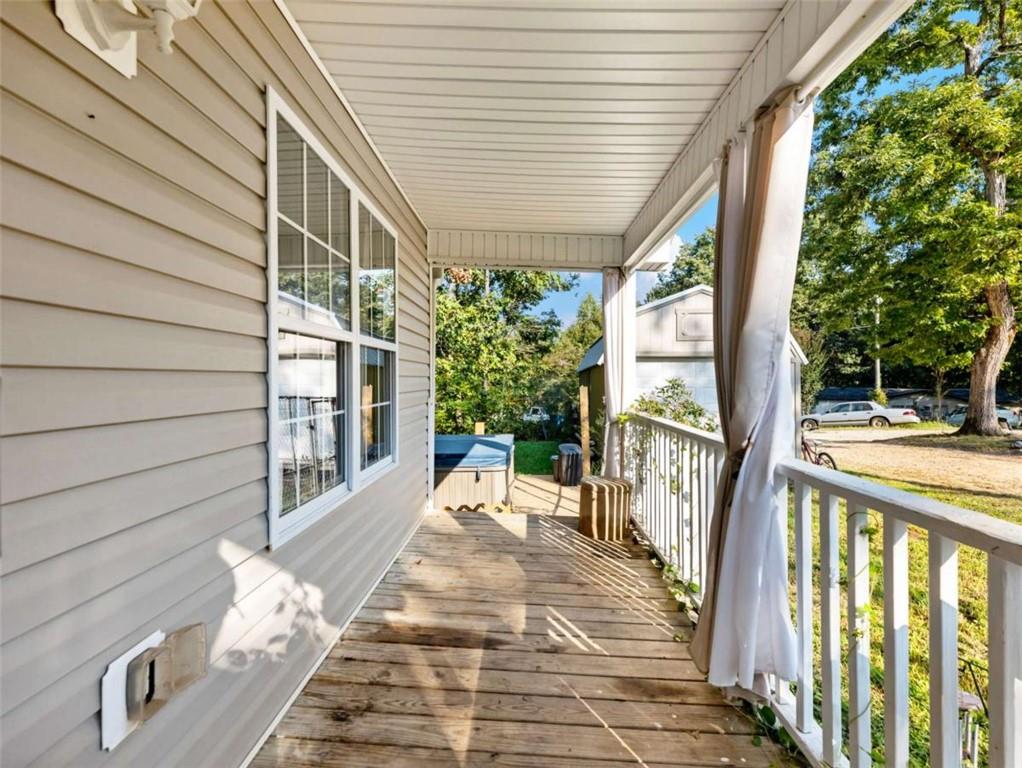 310 Georgian Terrace Alto, GA 30510 - Photo 25 of 39 a porch with seating space
