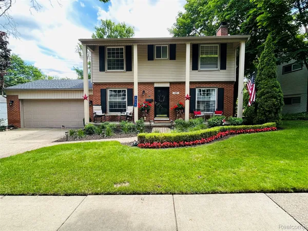 $3,200 | 488 Welch Road, Northville, MI 48167