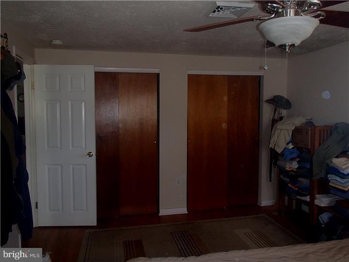 817 Valley Road Warminster, PA 18974 - Photo 11 of 25 Gallery Image 11