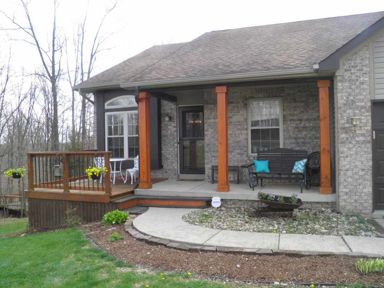 9812 Weaver Road Bloomington, IN 47403 - Photo 2 of 36