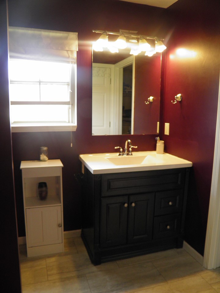 9812 Weaver Road Bloomington, IN 47403 - Photo 13 of 36
