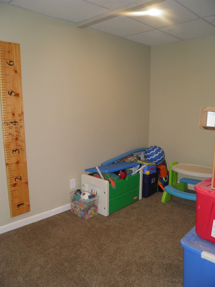 9812 Weaver Road Bloomington, IN 47403 - Photo 24 of 36