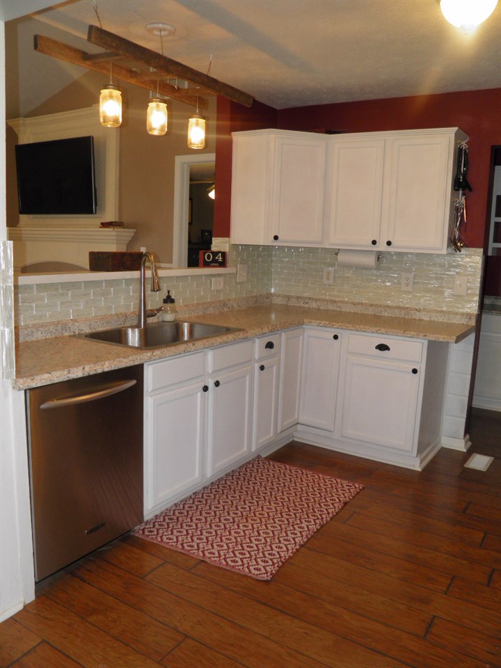9812 Weaver Road Bloomington, IN 47403 - Photo 4 of 36