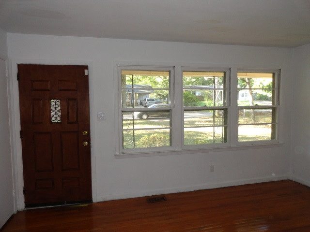 929 Beverly Drive Raleigh, NC 27610 - Photo 2 of 22 Photo 2