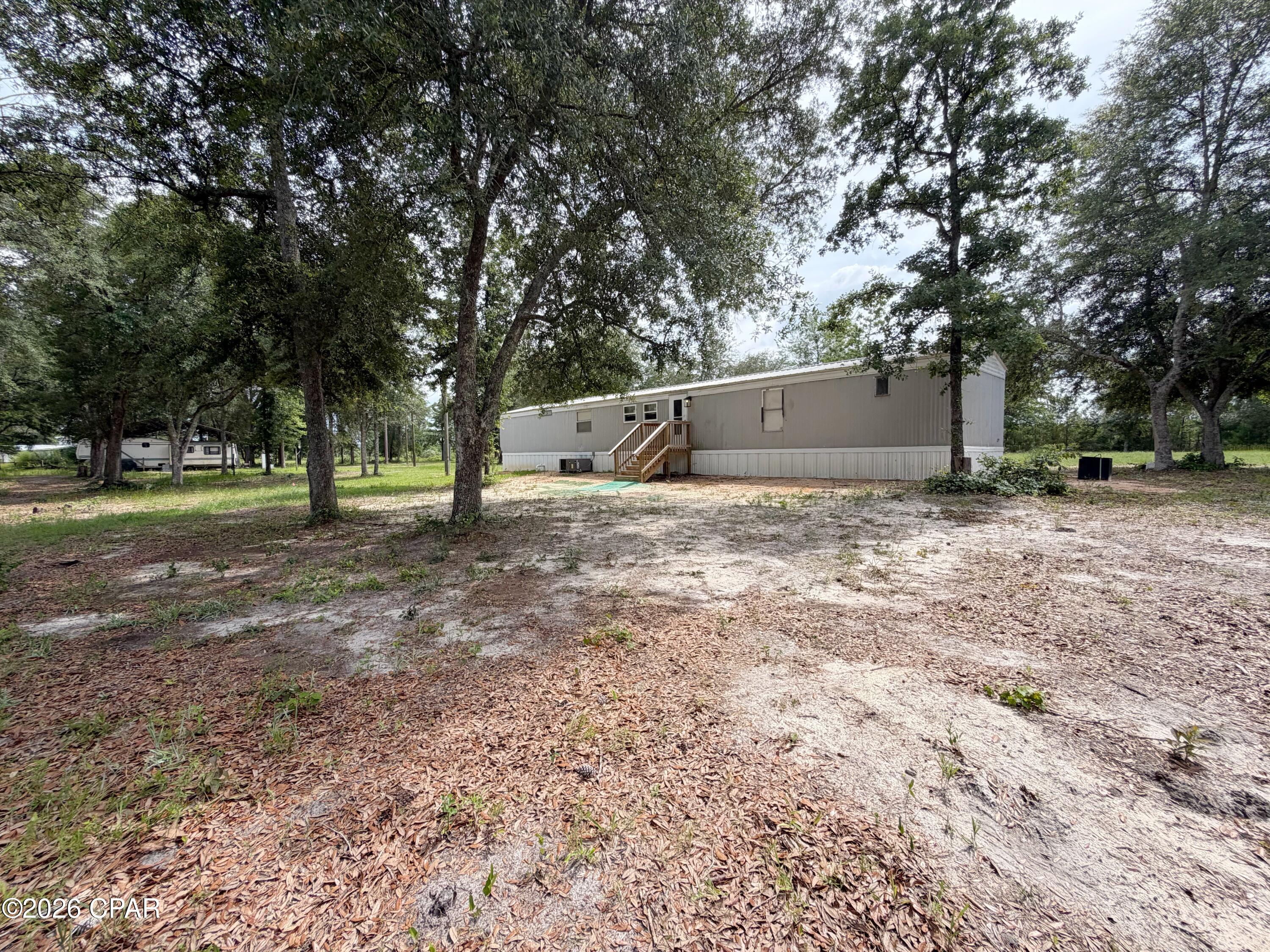 4304 Thunder Road Sneads, FL 32460 - Photo 18 of 27