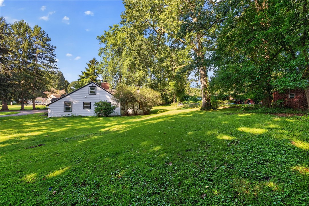 146 Crossover Road Perinton, NY 14450 - Photo 33 of 37 Gallery Image 33