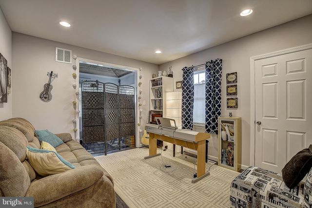 $365,000 | 717 Center Street, Collingswood, NJ 08108