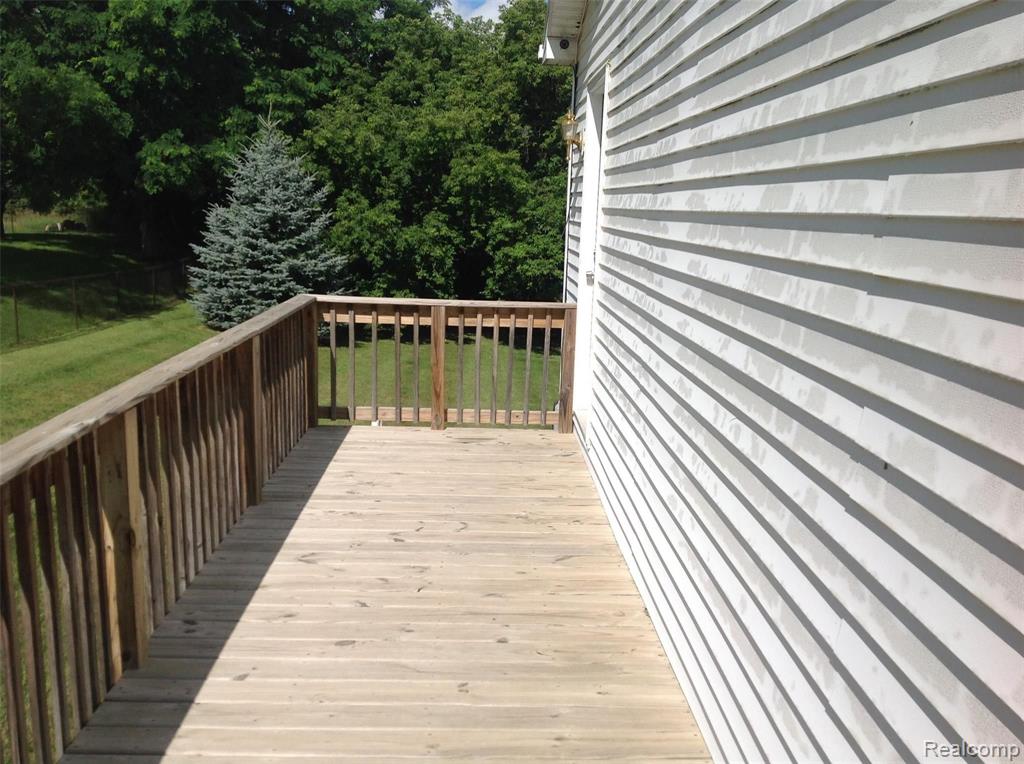 4186 Blood Road Metamora, MI 48455 - Photo 5 of 44