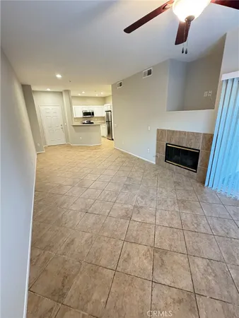 $2,000 | 26348 Arboretum Way, Unit 503, Murrieta, CA 92563