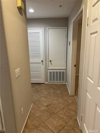 $2,000 | 26348 Arboretum Way, Unit 503, Murrieta, CA 92563