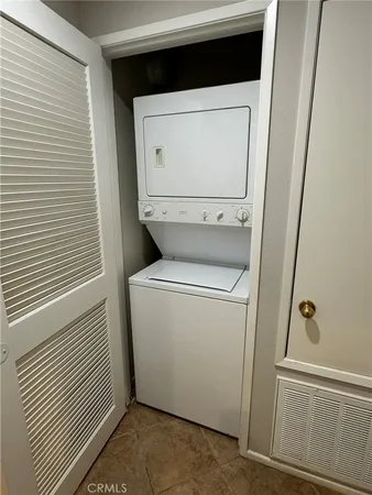 $2,000 | 26348 Arboretum Way, Unit 503, Murrieta, CA 92563