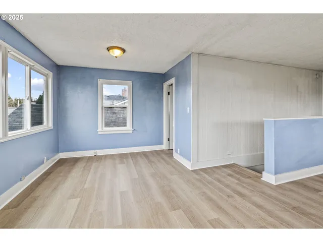 $299,999 | 160 Maple Street, Cathlamet, WA 98612