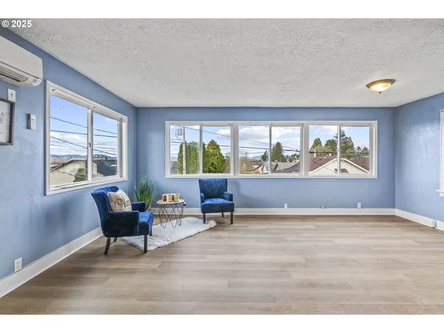 $299,999 | 160 Maple Street, Cathlamet, WA 98612