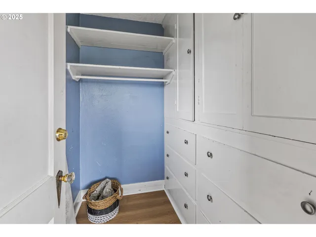 $299,999 | 160 Maple Street, Cathlamet, WA 98612