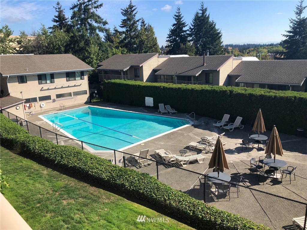 2920 76th Avenue Southeast, Unit 208 Mercer Island, WA 98040 - Photo 20 of 22