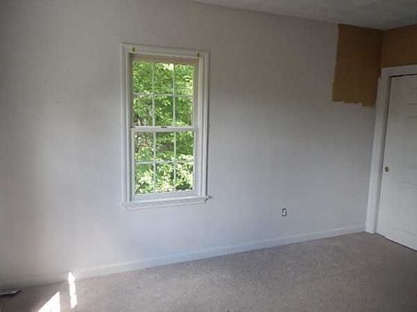 7 Kenneth Road Georgetown, MA 01833 - Photo 10 of 22 Gallery Image 10