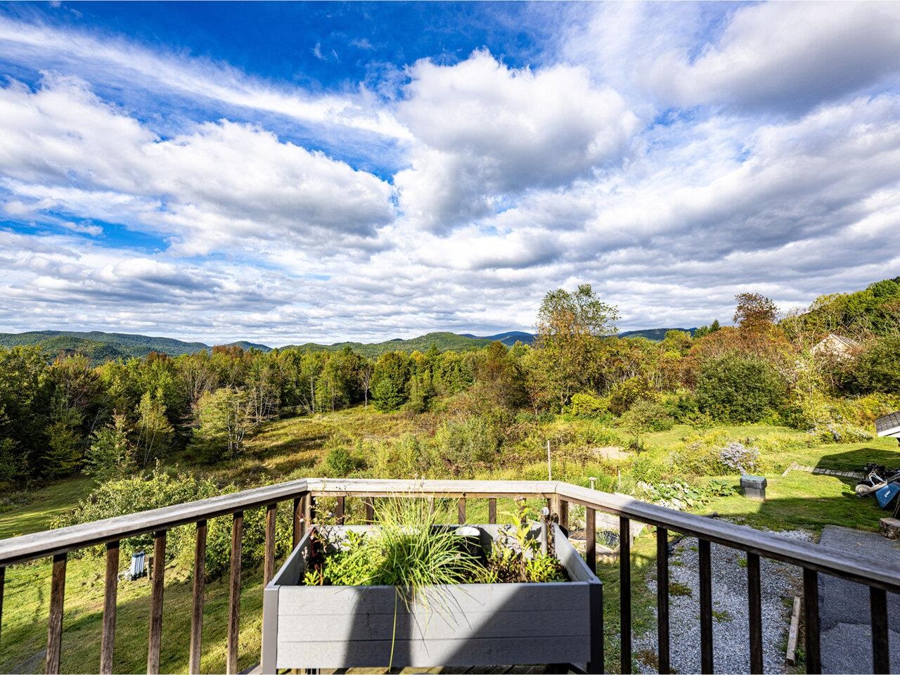 128 Stonefence Road Richmond, VT 05477 - Photo 6 of 48 Gallery Image 6