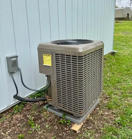 $189,999 | 403 West Cedar Street, Waverly, MO 64096