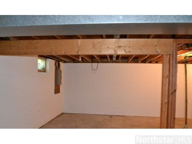 17090 Creek Ridge Trail Minnetonka, MN 55345 - Photo 12 of 13 Gallery Image 12