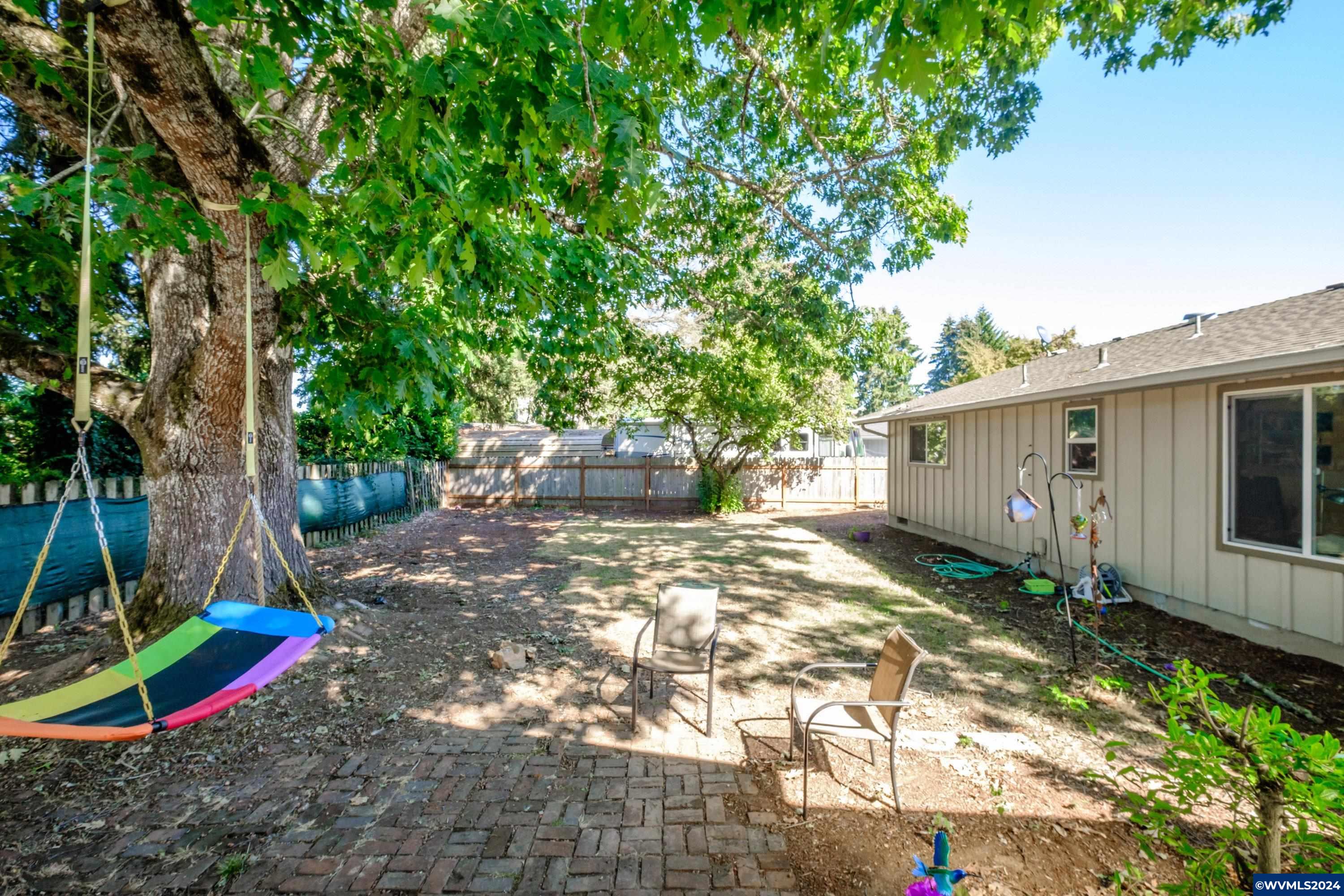 1214 Northeast Springwood Drive Albany, OR 97321 - Photo 44 of 50