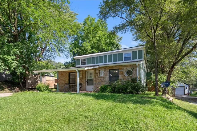 $260,000 | 4724 Ottawa Street, Kansas City, KS 66106
