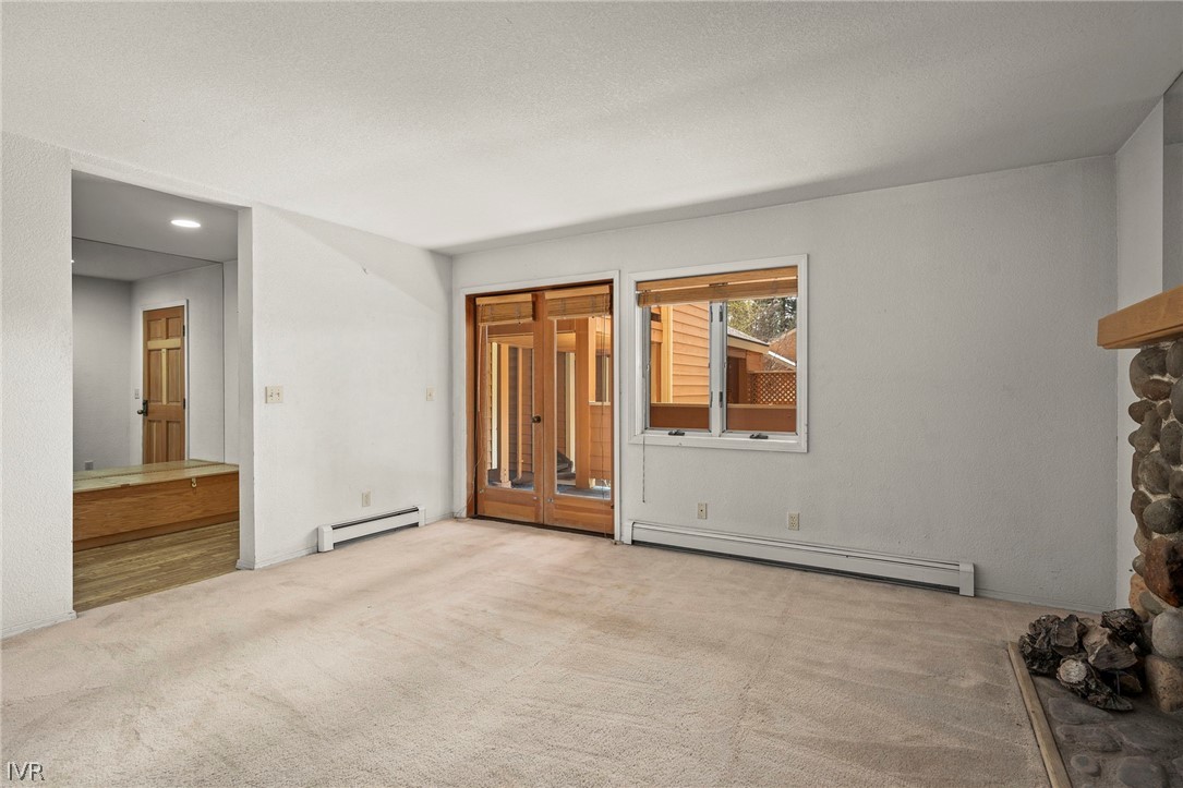 947 Incline Way, Unit 189 Incline Village, NV 89451 - Photo 5 of 21 an empty room with windows