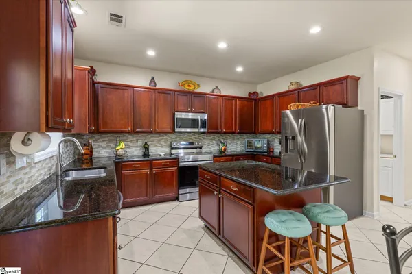 $579,500 | 17 Springhead Way, Greer, SC 29650