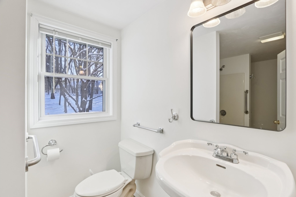 6 George Street Auburn, MA 01501 - Photo 15 of 33