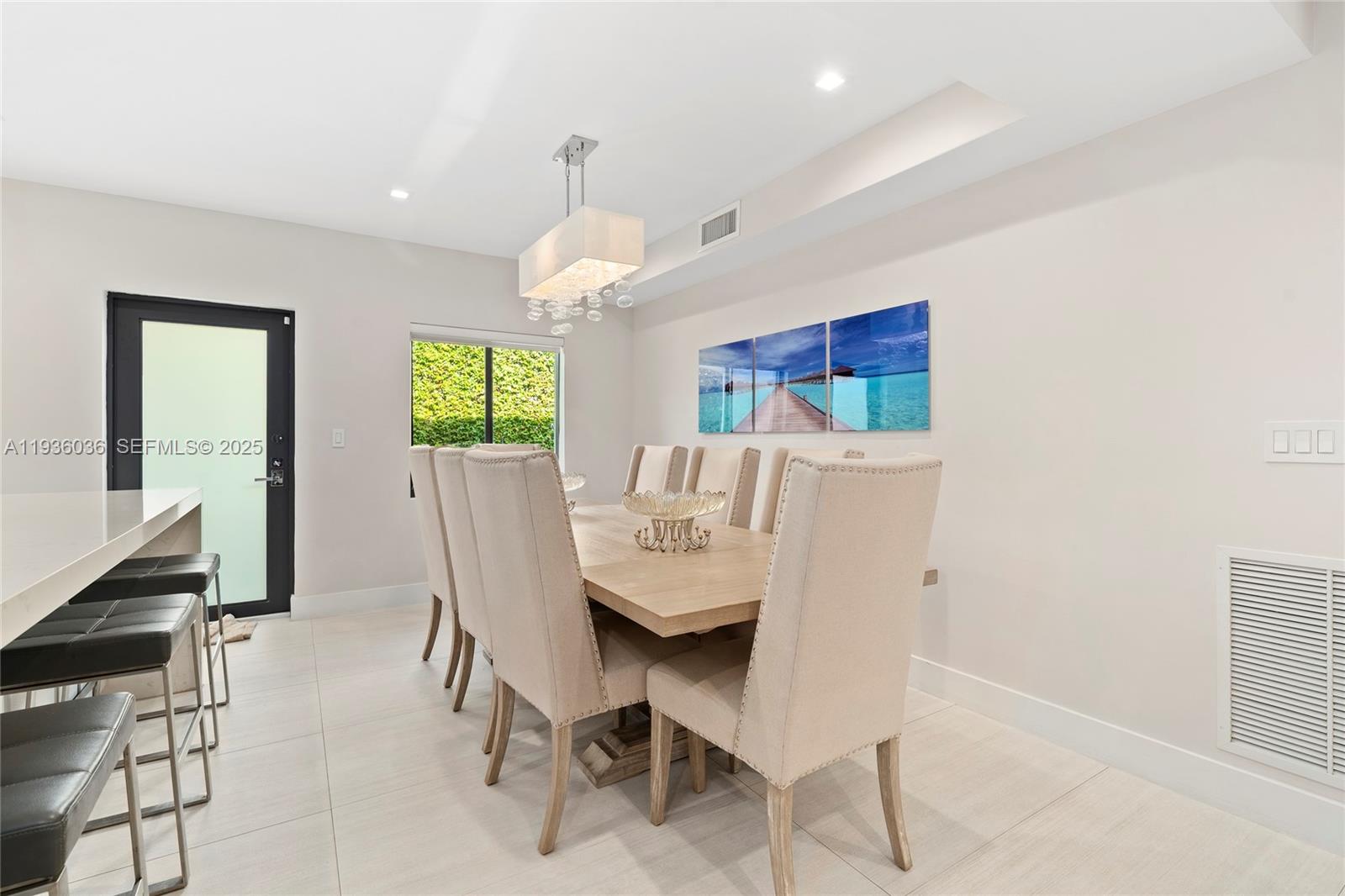 3141 North Bay Road Miami Beach, FL 33140 - Photo 11 of 50